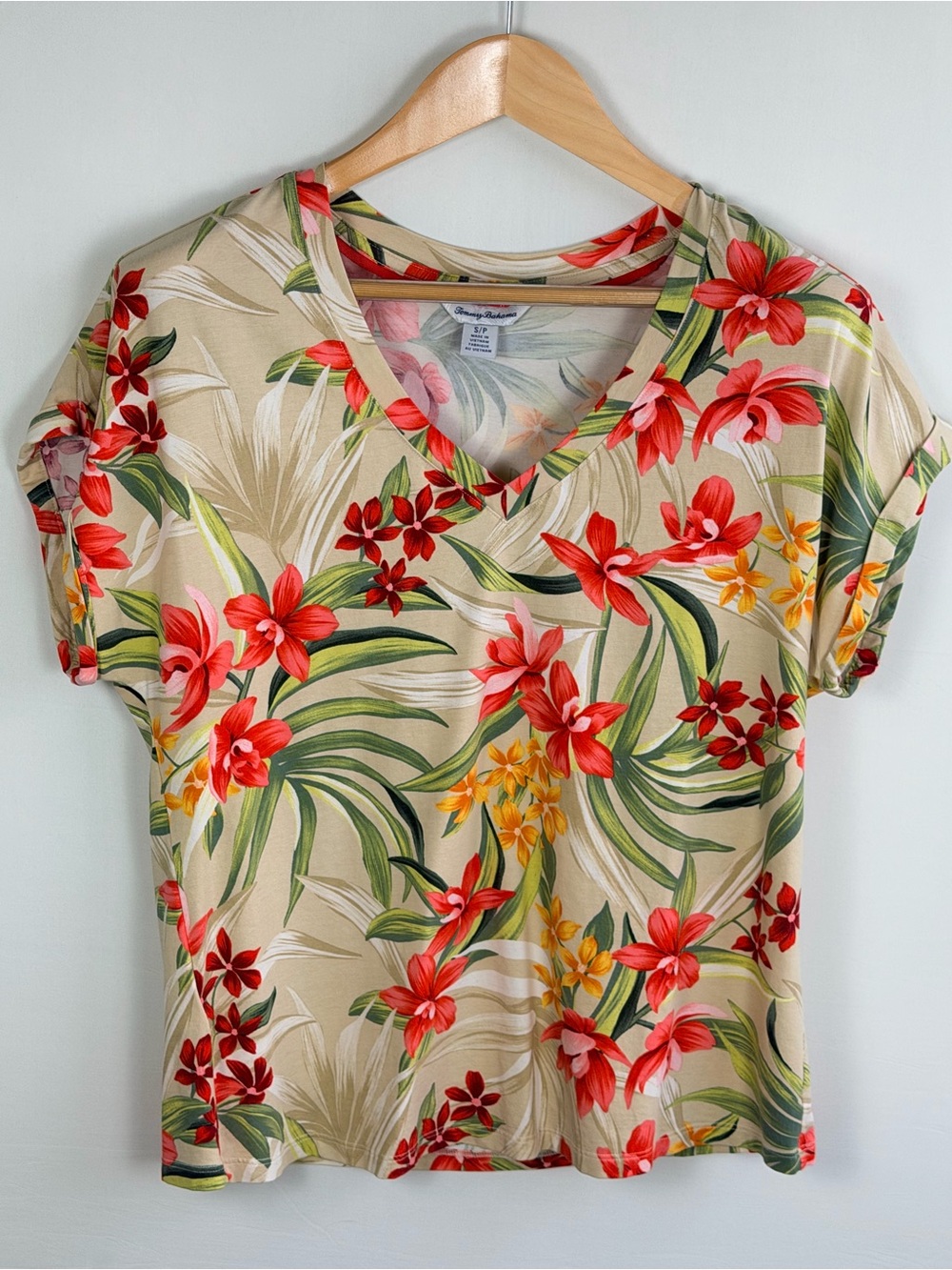 Tommy Bahama Tropical Floral V Neck Top Small